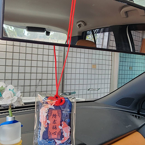 祈福轉運,點亮人生新契機:劉蹙道師符咒與點燈服務