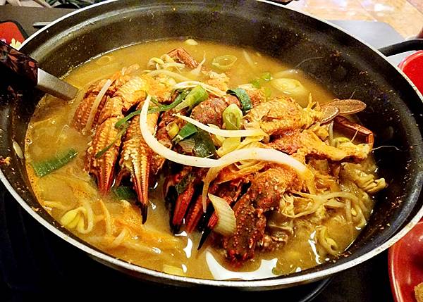 [雪莉丸出遊]2023.11月釜山自由行5天4夜之石蟹鍋Ge