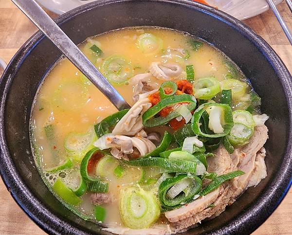 [雪莉丸出遊]2023.11月釜山自由行5天4夜之密陽血腸豬