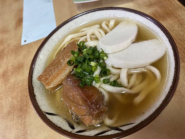 [食記] 岸本食堂-沖繩百年老店拉麵