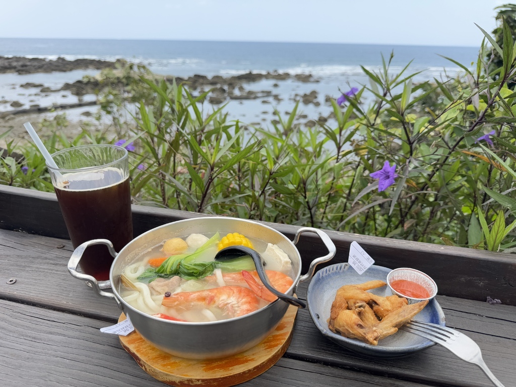 【台東卑南鄉－小魚兒的家】寵物友善之療癒海景咖啡廳，享受無敵