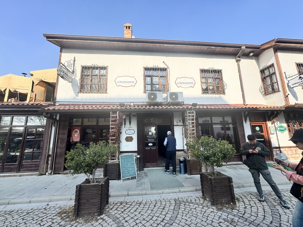 土耳其之旅🇹🇷｜孔亞午餐當地餐廳「Lokmahane 」