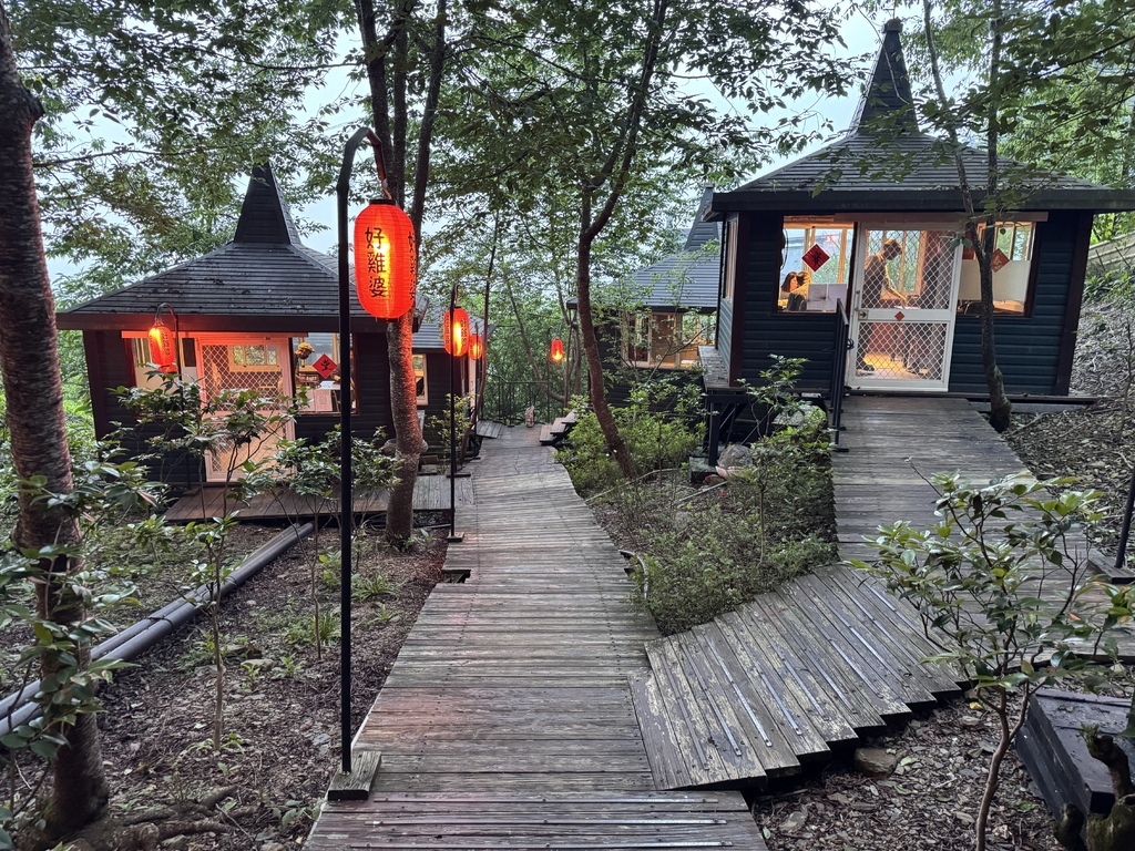 【南投仁愛鄉－好雞婆土雞城】清境美食及寵物友善餐廳