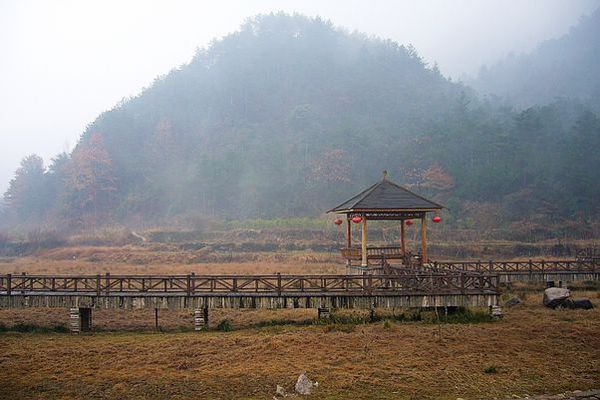 神麗峽