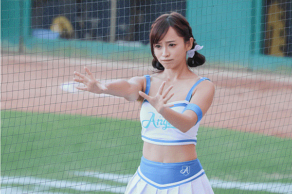 丹丹.gif
