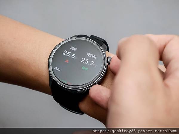 [開箱] 了解身體密碼就靠 Amazfit Balance 