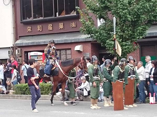 延暦武官行進列-1.jpg