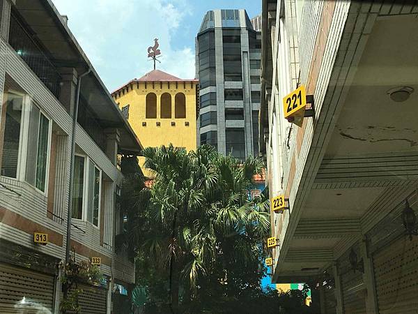 天空.jpg 天空.jpg