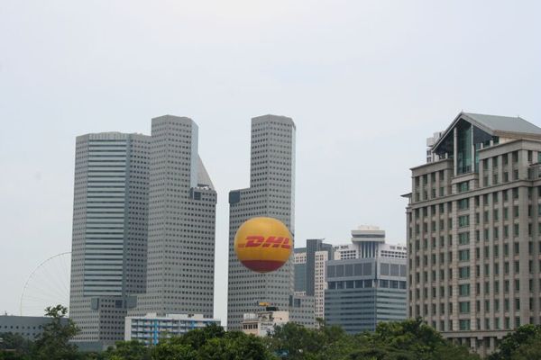 DHL balloon