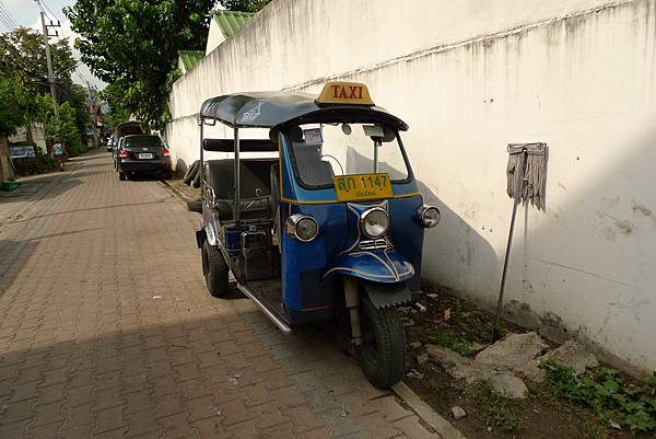 老tuk tuk