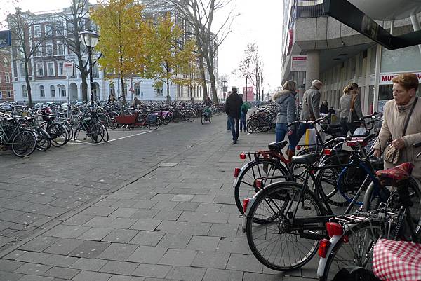 Utrecht是一個真的非常腳踏車的城市