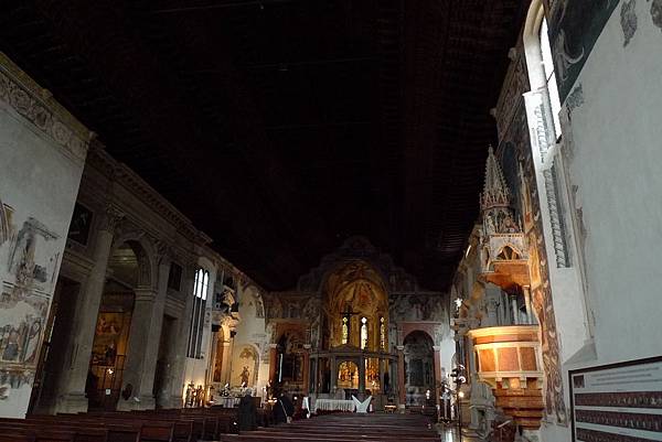 Chiesa di San Fermo內