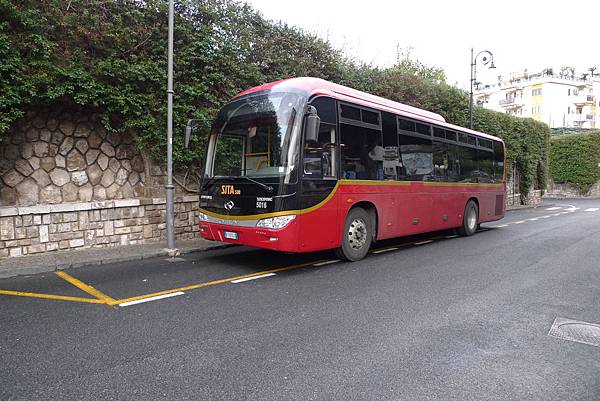 bus to Sorrento