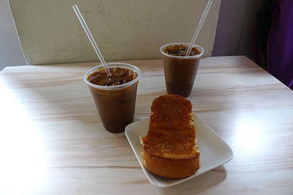 新加坡早餐超甜咖啡配咖椰吐司