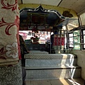 搭Pokhara公車