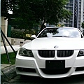 BMW E90 325i