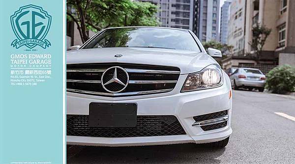 14年式 賓士c250 AMG 特仕版 紅色車縫線 售價136萬  外匯車美規里程：４００００公里