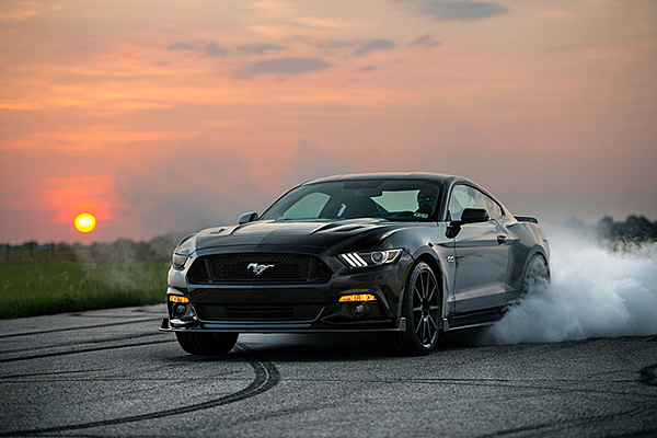 美式肌肉車改裝大廠Hennessey Performance Engineering (HPE) 浪漫(肌)情 品牌故事 美式肌肉車改裝大廠Hennessey Performance Engineering (HPE) 浪漫(肌)情 品牌故事