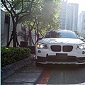 BMW X1休旅車