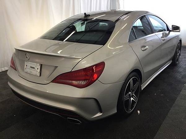 cla250amg 車尾.jpg