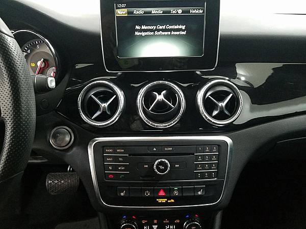 cla250內裝1.jpg