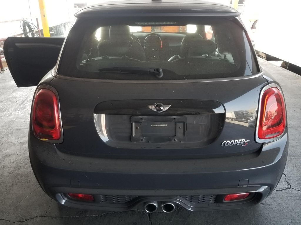 15年mini Cooper S雙門 高cp值價格外匯車代辦進口推薦 Ge台北車庫外匯車商 騏驛國際股份有限公司專營美規外匯車 買賣代購 想找評價優良進口車貿易商推薦來ge台北車庫比較價格及服務品質 15年mini Cooper S雙門 高cp值價格外匯車代辦進口推薦 Ge台北車庫外匯車商 騏驛國際股份有限公司專營美規外匯車 買賣代購 想找評價優良進口車貿易商推薦來ge台北車庫比較價格及服務品質