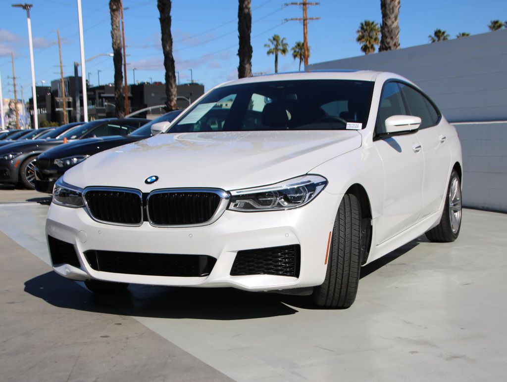 媲美大休旅車的美規正18年bmw 640i G32 Gran Turismo M Sport 外匯車代辦進口回台幫您現省快100萬 寶馬640i Gt車款 團購價格227萬 Ge台北車庫外匯車商 騏驛國際股份有限公司專營美規外匯車買賣代購 想找評價優良進口車 貿易商推薦來ge台北車庫比較價格及服務品質 媲美大休旅車的美規正18年bmw 640i G32 Gran Turismo M Sport 外匯車代辦進口回台幫您現省快100萬 寶馬640i Gt車款 團購價格227萬 Ge台北車庫外匯車商 騏驛國際股份有限公司專營美規外匯車買賣代購 想找評價優良進口車 貿易商推薦來ge台北車庫比較價格及服務品質