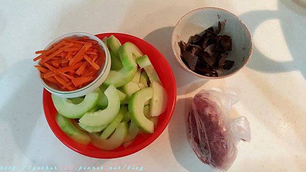 紗堂食譜 大黃瓜炒肉絲夏天必吃消暑料理 紗堂菓子 痞客邦