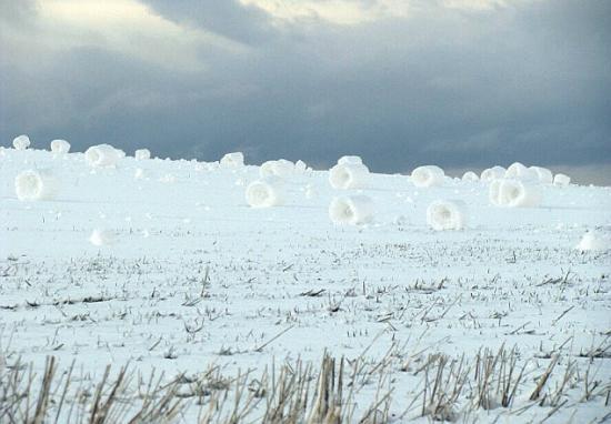 雪卷奇景 溫度、風速、地形完美配合