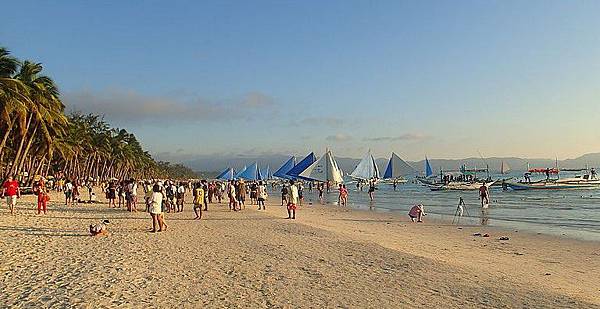 [長灘島旅遊]長灘島自由行 day 4♥Boracay♥parasailing拖曳傘飛上天 夕陽篇