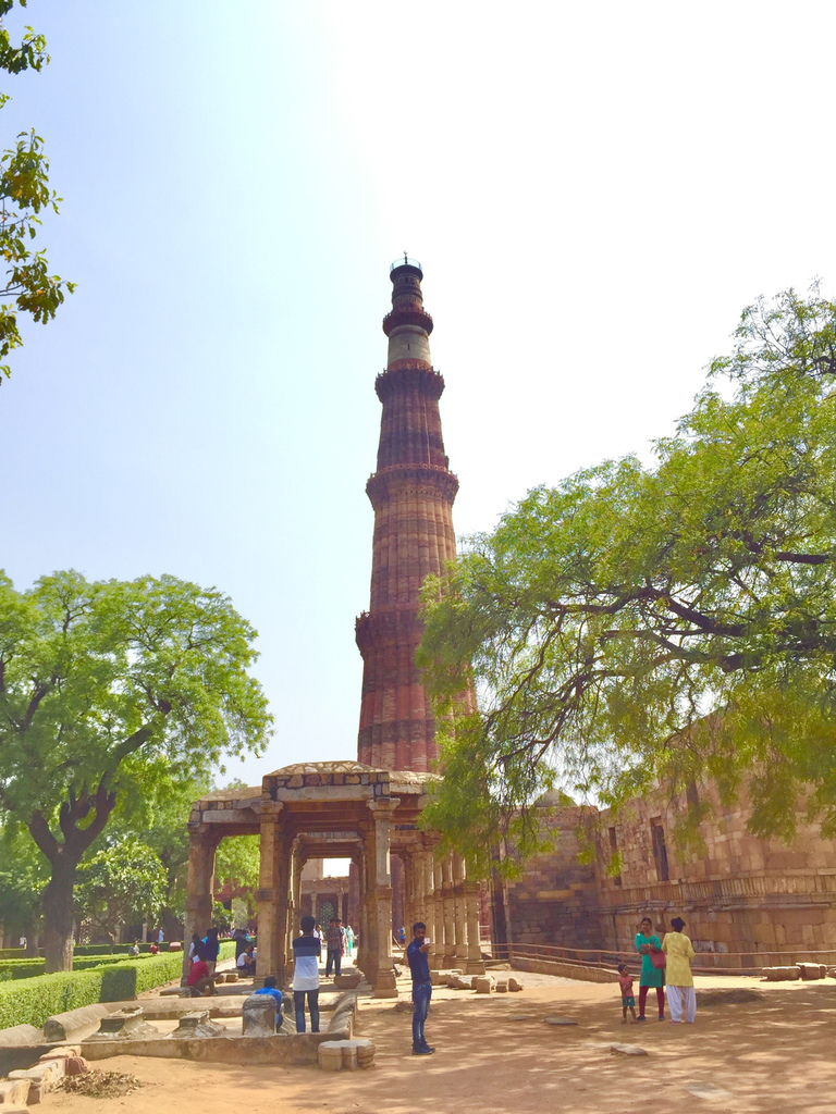 [印度旅遊] 印度古文明金三角-印度最高宣禮塔 古達明納塔Qutb Minar