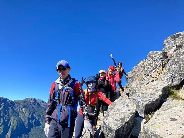 294789428_5972912786059357_6133753053658430791_n 294789428_5972912786059357_6133753053658430791_n