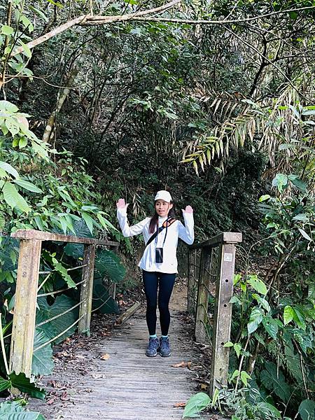 【崁頭山】 【崁頭山】