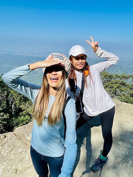 【崁頭山】 【崁頭山】