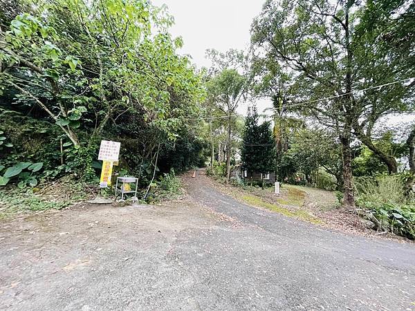 【三腳南山】有點意思｜地乾也滑地濕更滑的小百岳｜峰頂海拔11