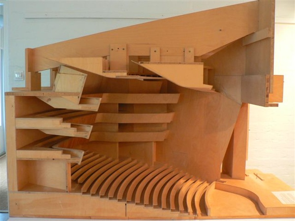 wood model_opera