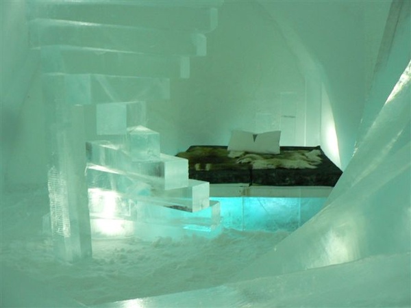 ICE HOTEL