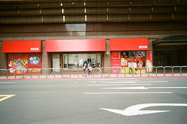 C1909-9820-CN-135-陳沒勁-Kodak-GT800-2048px-JPGE-27.jpg