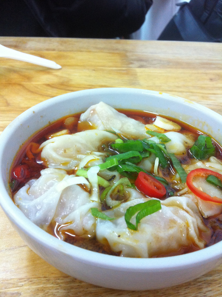 東區-高雄五福紅油抄手