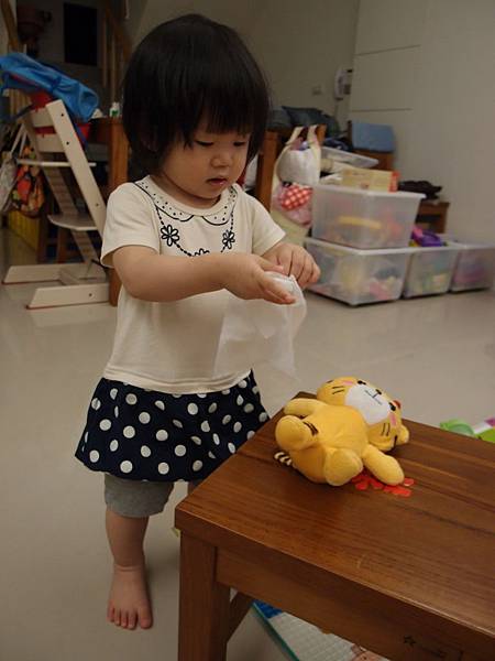 P4195598 P4195598