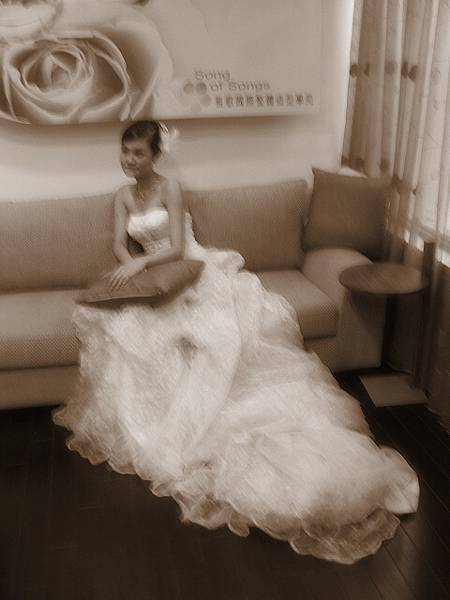 君，你是豬呀，一直手震~