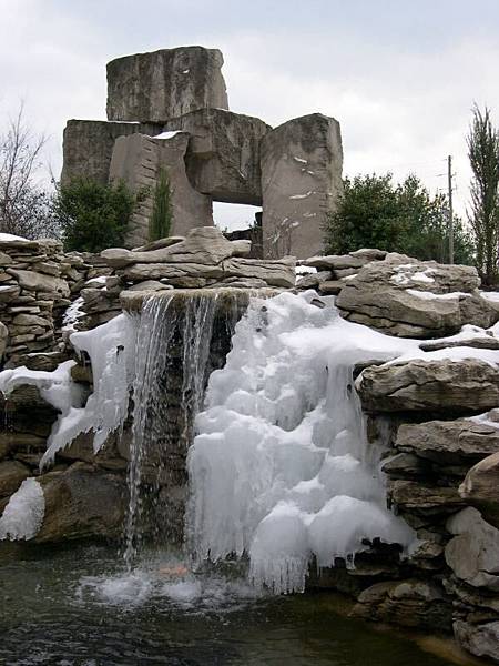 0130 Mini frozen waterfall