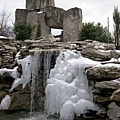 0130 Mini frozen waterfall