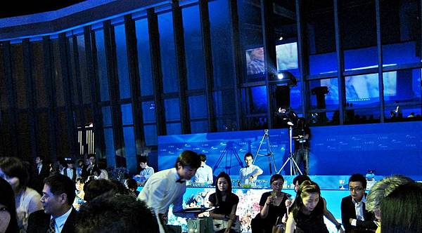 IMG_6111L.JPG IMG_6111L.JPG