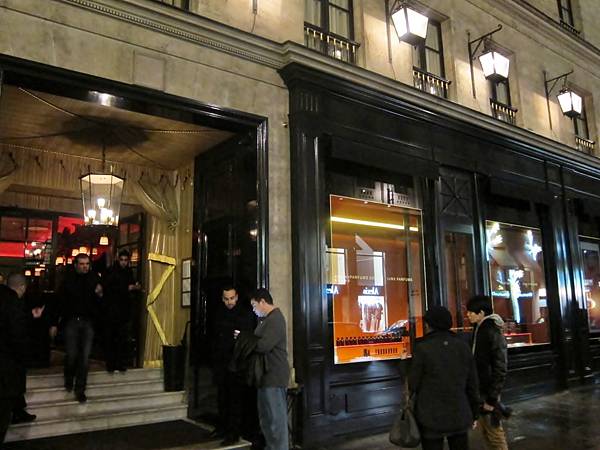 IMG_4012L.JPG IMG_4012L.JPG