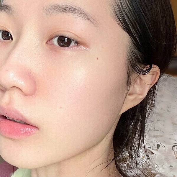 運動後肌膚乾燥泛紅？敏感肌必推-療癒小藍瓶「ATLA肌密青春原液」