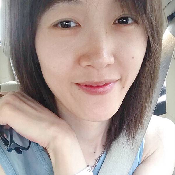 40歲長痘痘、下巴生理痘、消痘疤、美白淨膚保養推薦