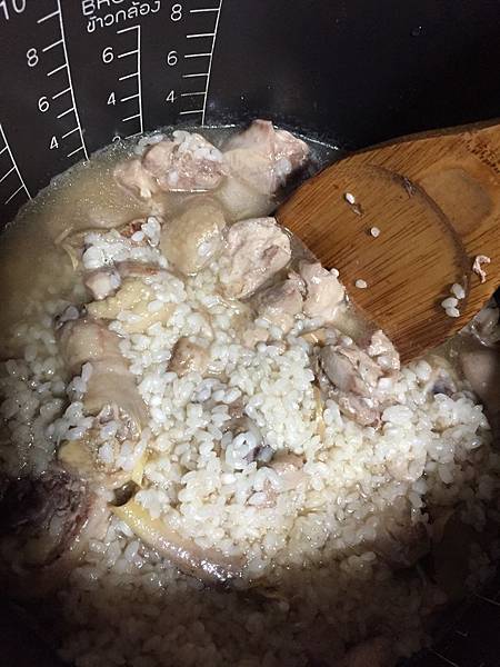 麻油啤酒雞肉飯 (10).jpg 麻油啤酒雞肉飯 (10).jpg
