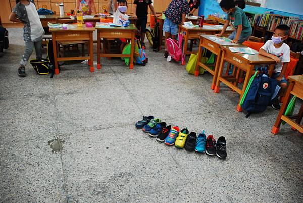 DSC_0826.JPG DSC_0826.JPG