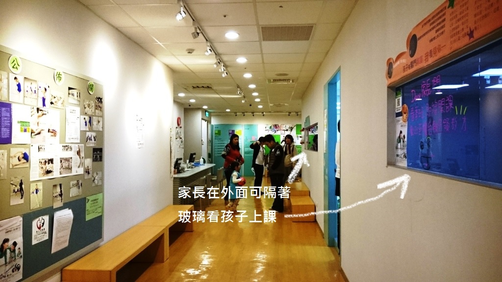 玻璃窗.JPG 玻璃窗.JPG